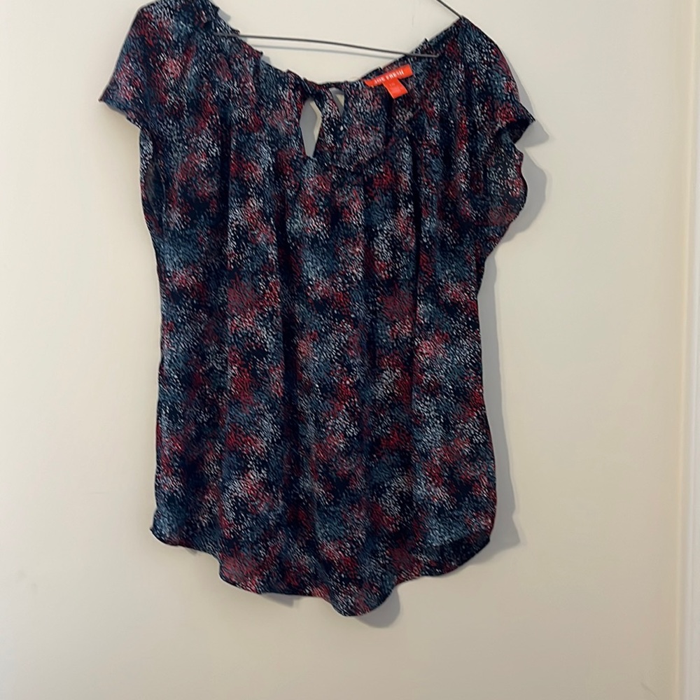 Drop shoulder top